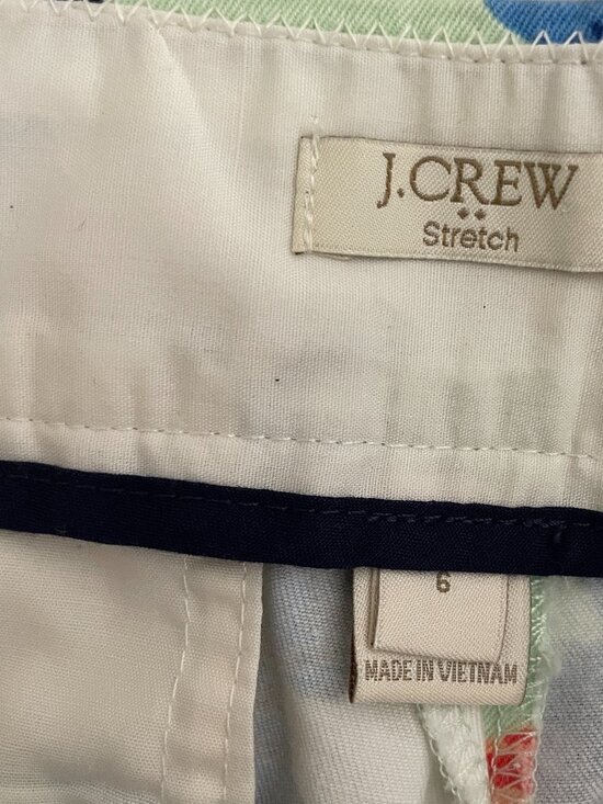 J. Crew floral chino shorts Size 6 Cotton Stretch - Picture 2 of 6